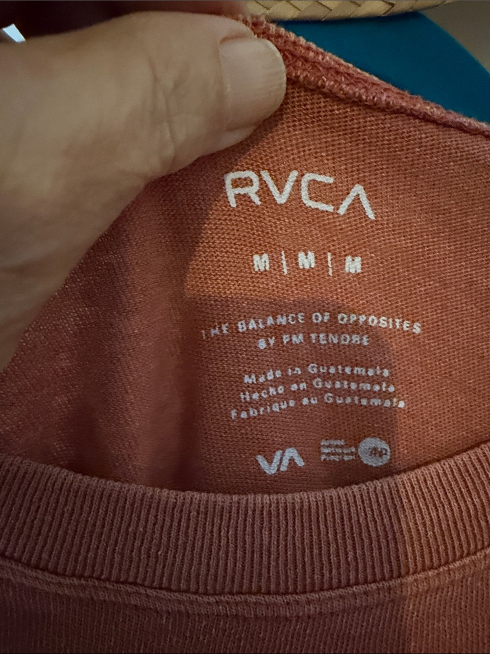 Tshirt - RVCA - 100% cotton - size M - Terra cotta red - Picture 5 of 8